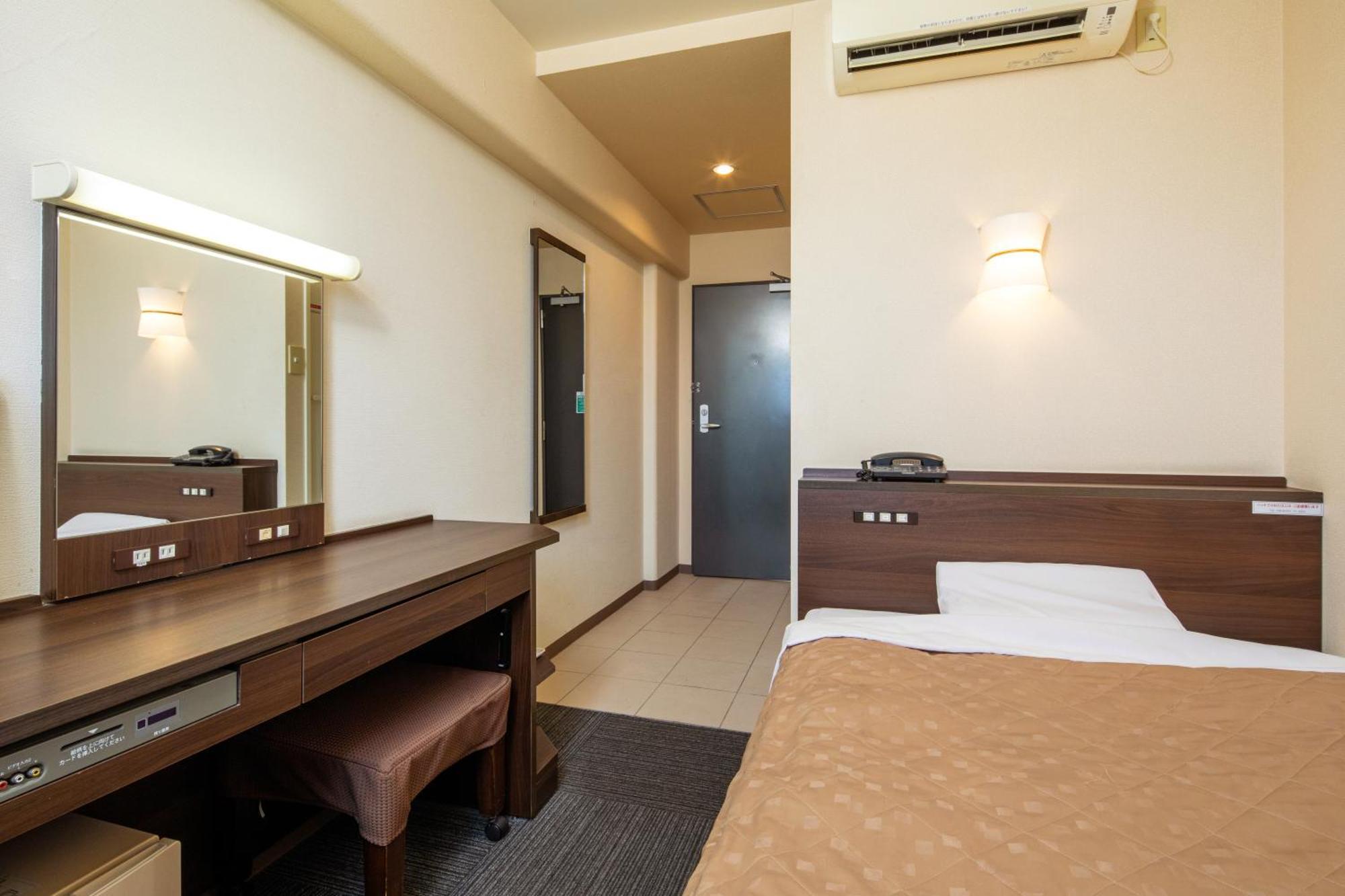 Hotel Aston Plaza Himeji Exterior photo